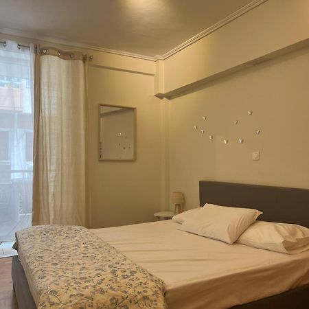 Colourful Artistic Apart 100Mbps Center Of เอเธนส์ ภายนอก รูปภาพ